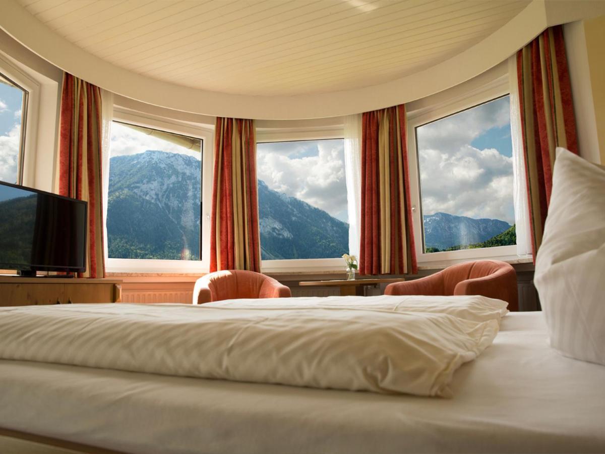 Haus Jaeger Ferienwohnungen Mit Indoor-Pool Inkl. Chiemgaukarte Ruhpolding Exterior foto